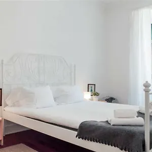 Spacious Tailor Made Bairro Alto , Lisboa Portugal