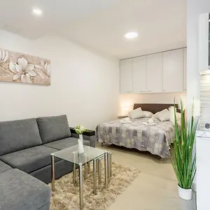 Appartement Nikol