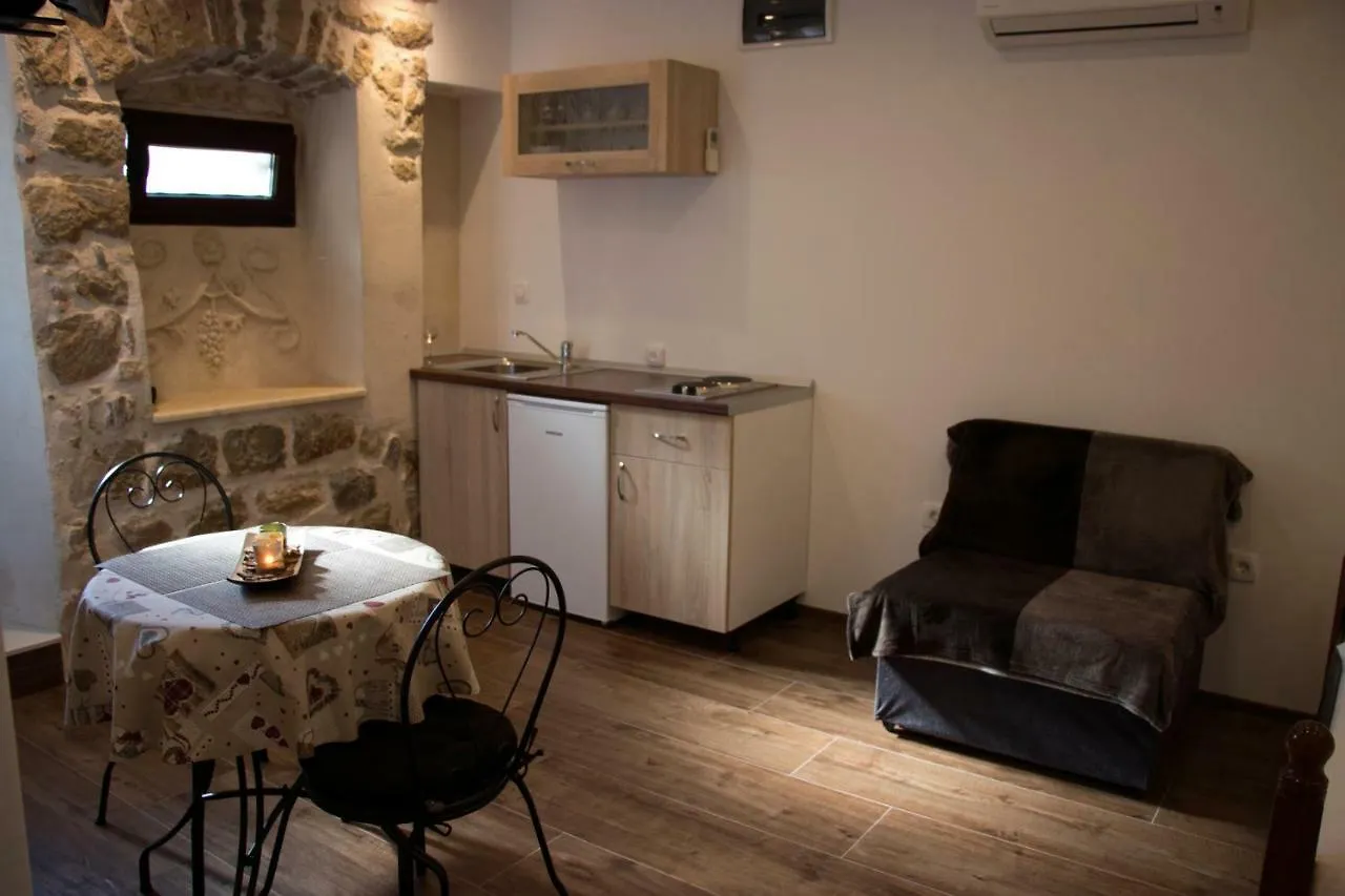 New Rustic Apartments Tonko Split