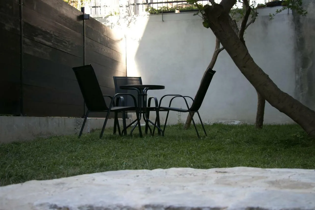 New Rustic Apartments Tonko Split Croatie